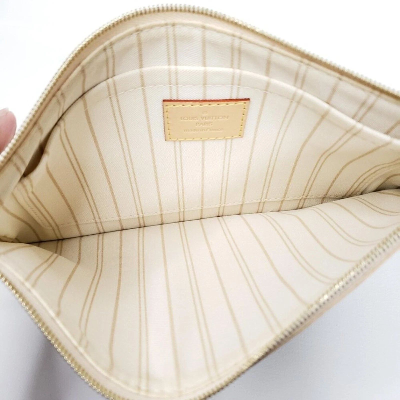 Louis Vuitton Neverfull Pochette Damier Azur Wristlet Clutch — photo 9