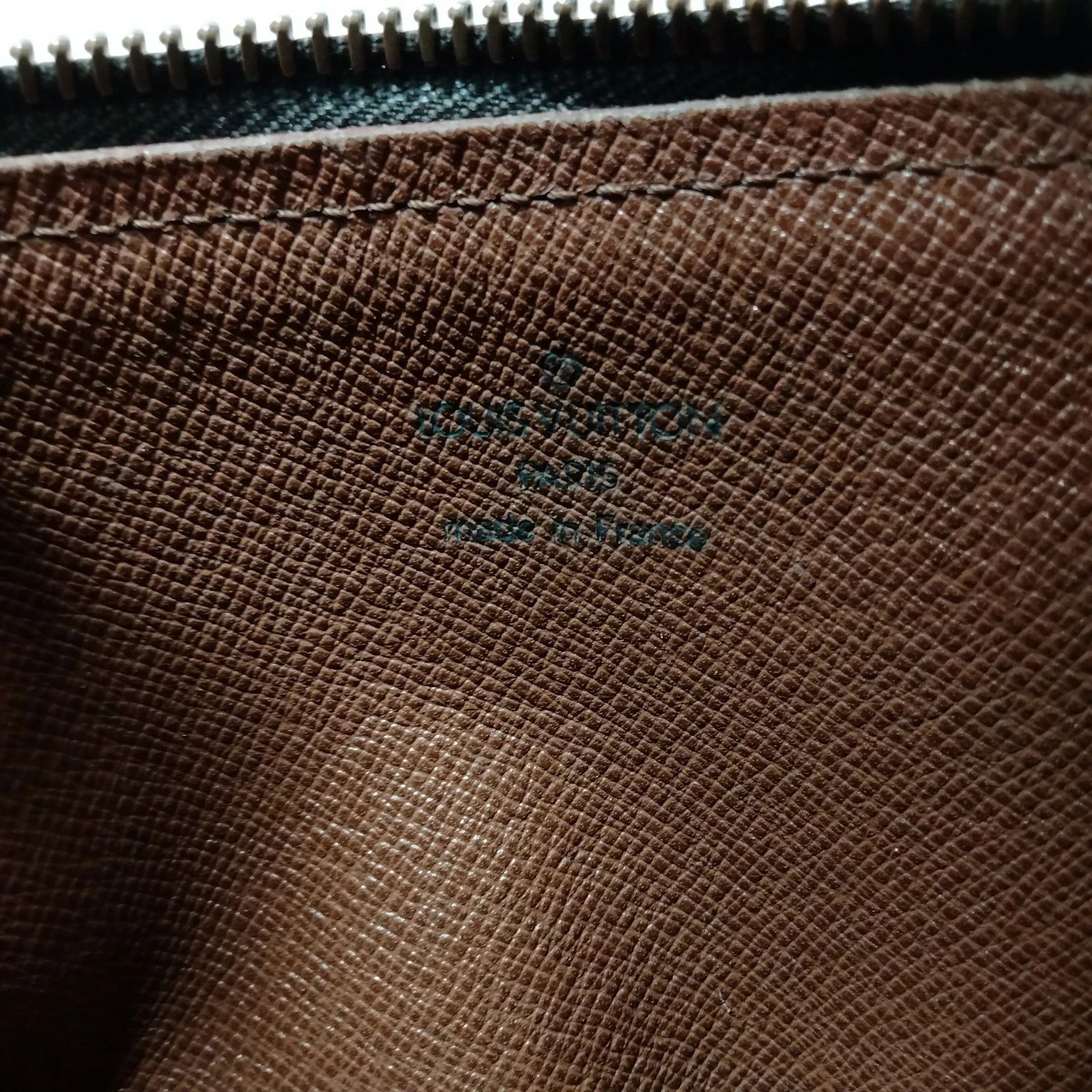 Louis Vuitton Papillon 26 Monogram Barrel Bag | Vintage LV Designer Handbag — photo 10