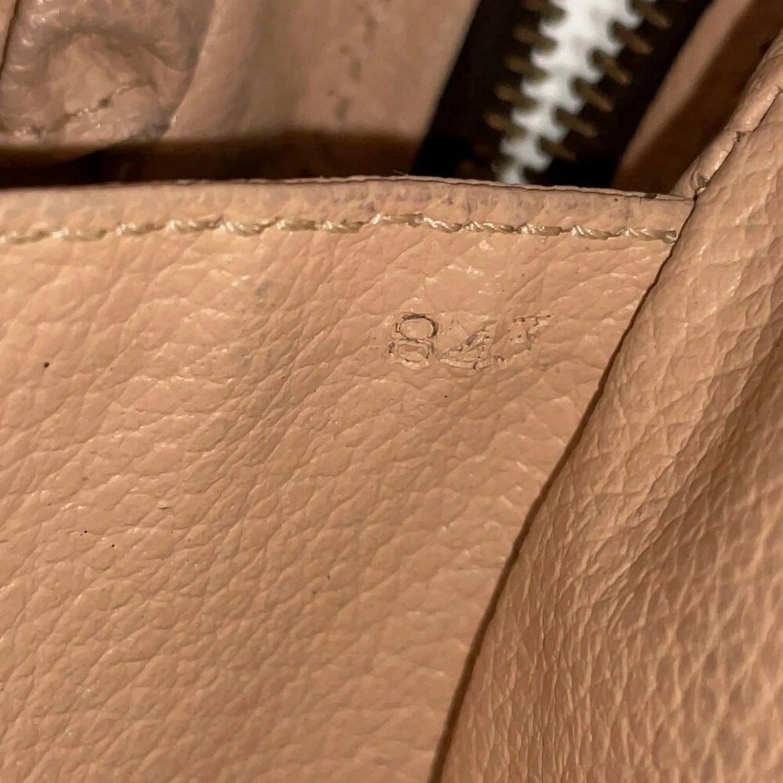 Louis Vuitton Trousse Toilette 28 Monogram Cosmetic Pouch — photo 10