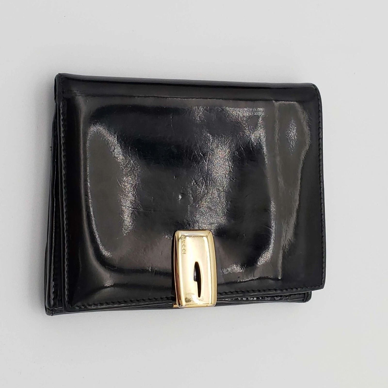 Gucci Black Patent Leather Compact Wallet — photo 2