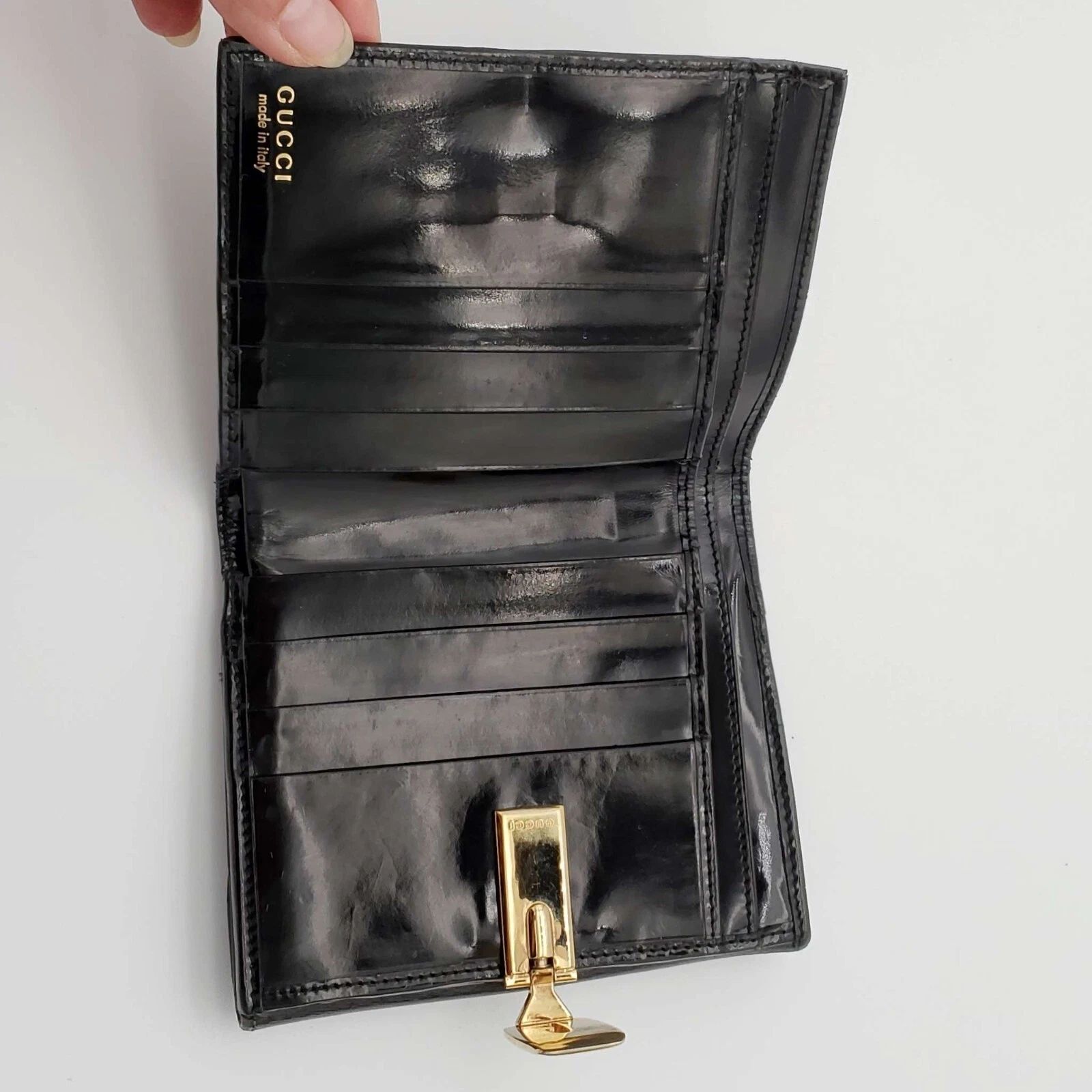 Gucci Black Patent Leather Compact Wallet — photo 5
