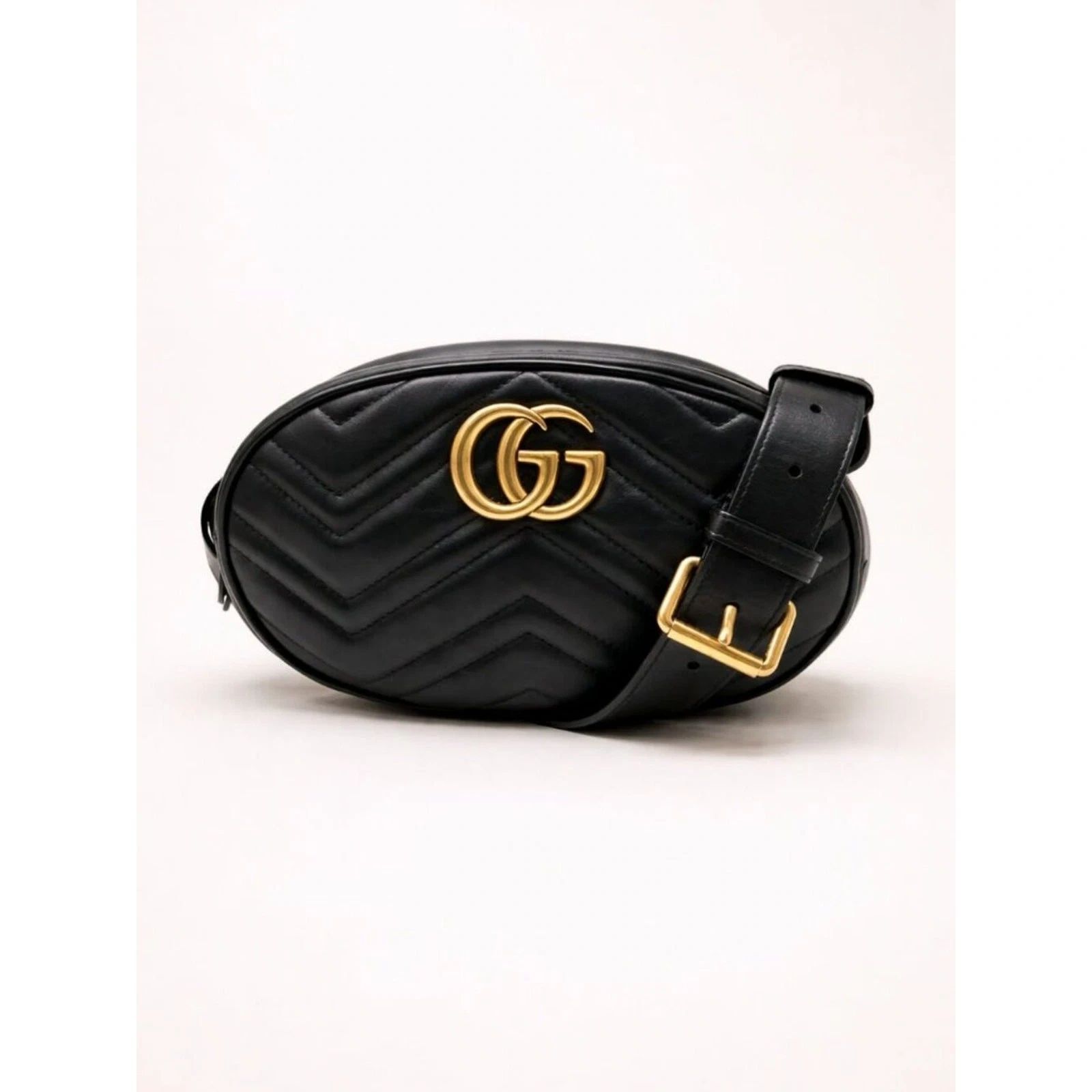 Gucci GG Marmont Belt Bag Black Leather Gold Logo — photo 2