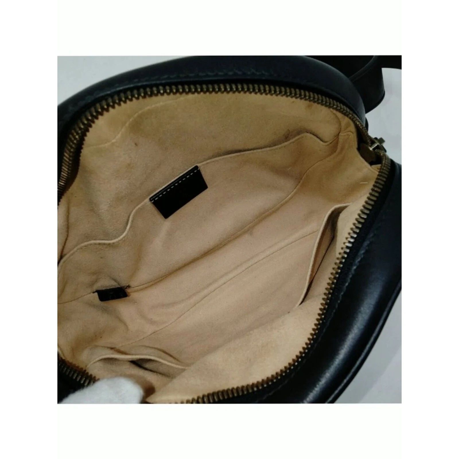 Gucci GG Marmont Belt Bag Black Leather Gold Logo — photo 7