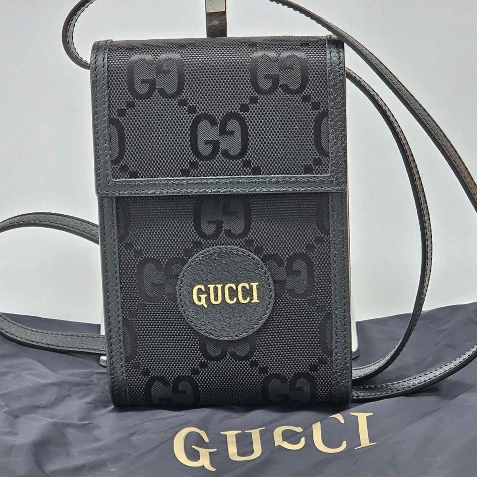 Gucci GG Supreme Mini Crossbody Bag Black Canvas Leather Luxury Small — photo 3