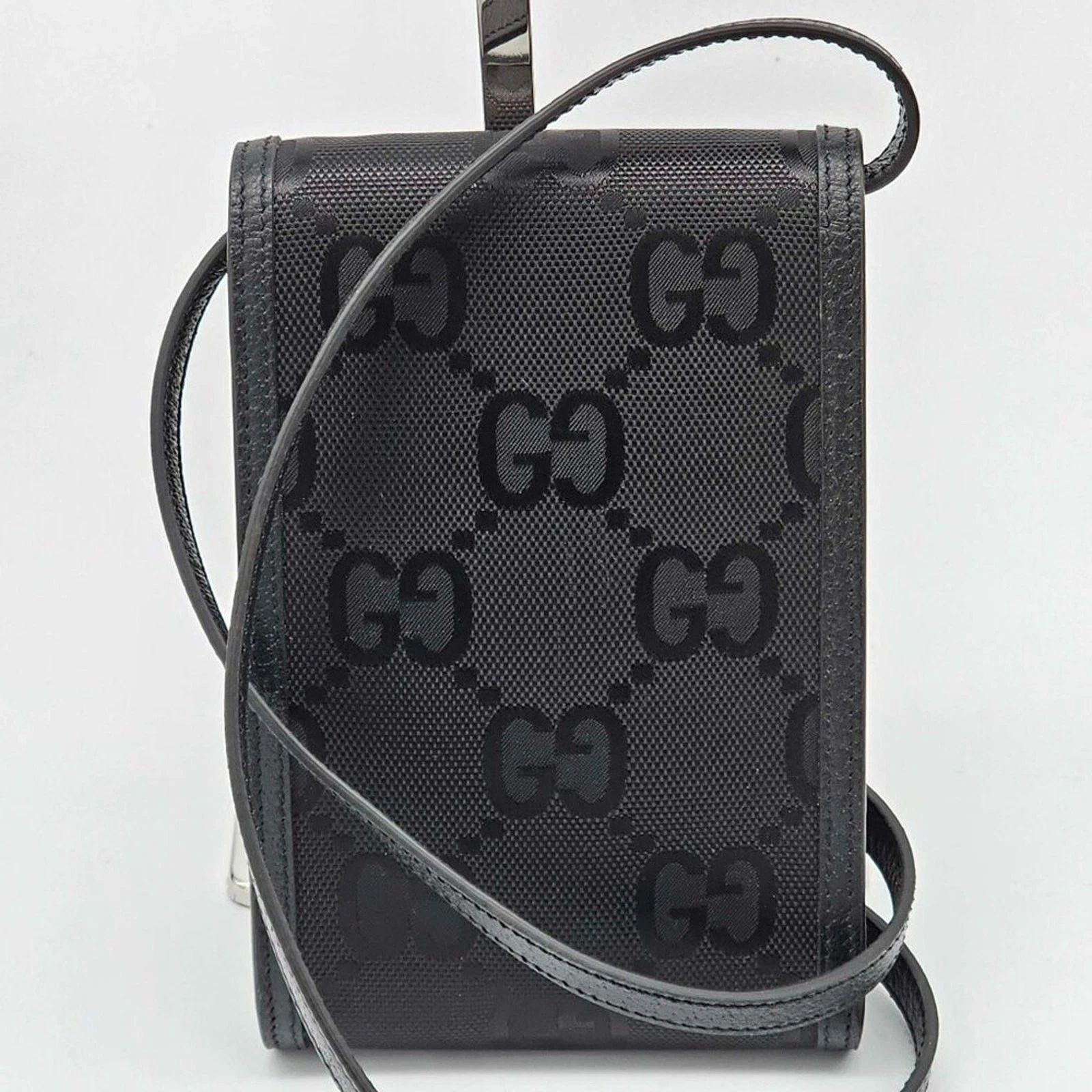 Gucci GG Supreme Mini Crossbody Bag Black Canvas Leather Luxury Small — photo 5