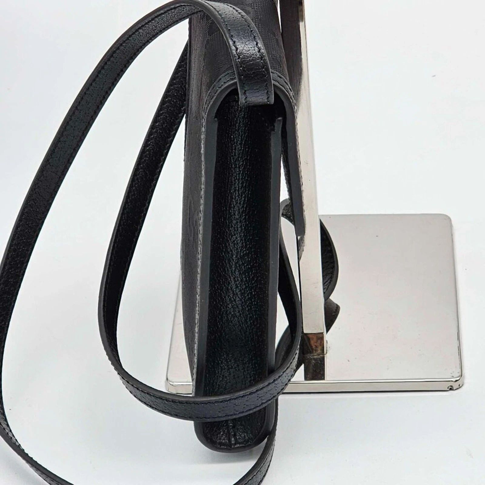 Gucci GG Supreme Mini Crossbody Bag Black Canvas Leather Luxury Small — photo 7