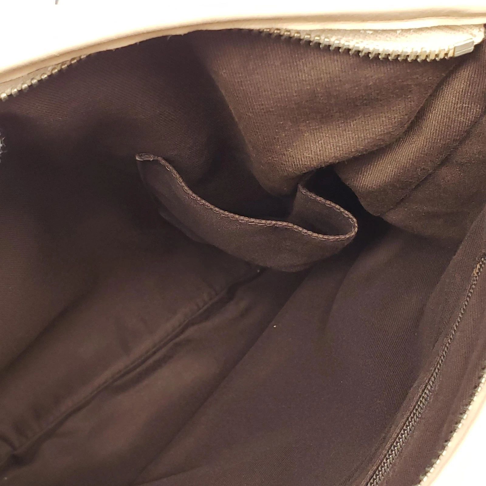 Gucci GG Canvas Messenger Shoulder/Crossbody Bag — photo 7