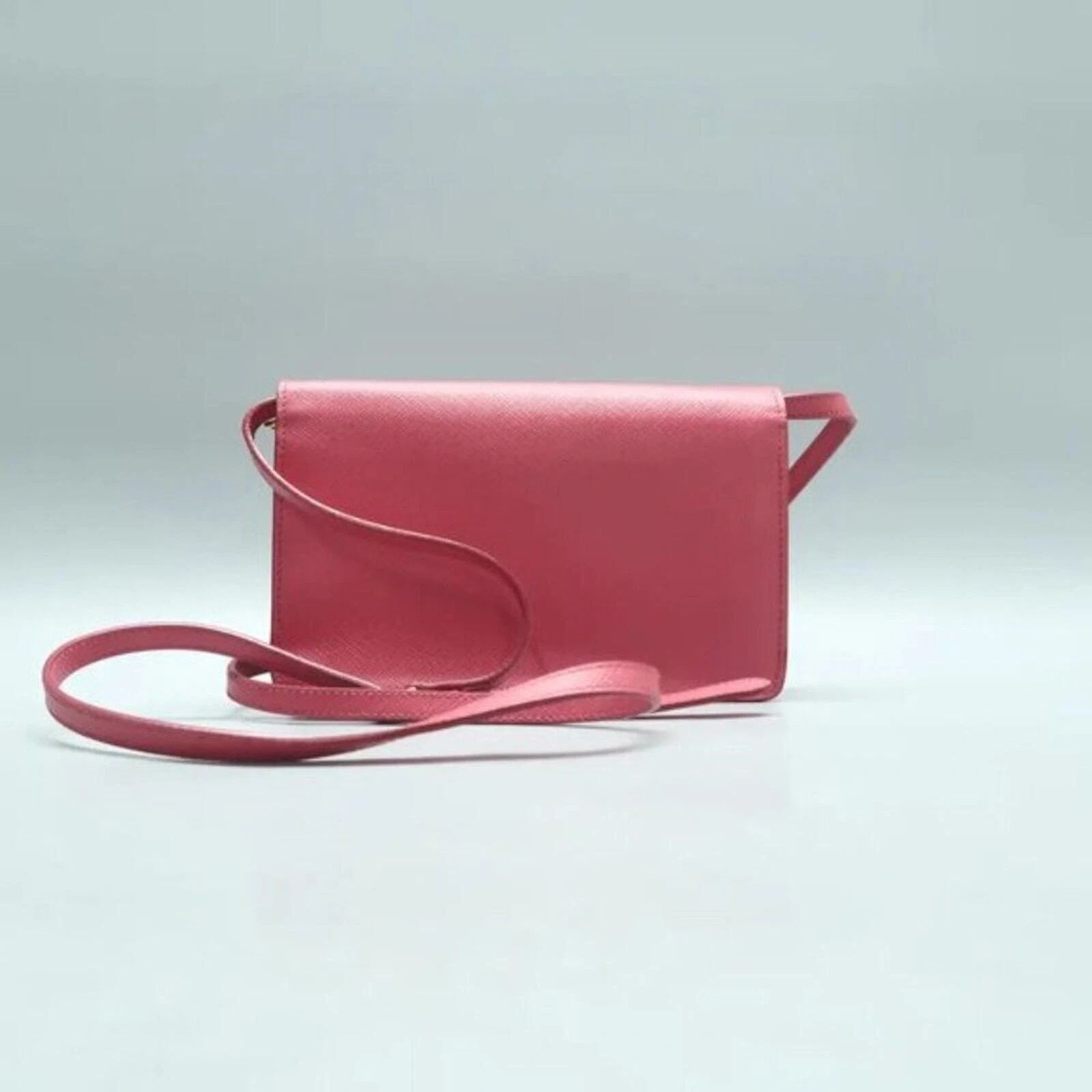 Prada Pink Saffiano Bow Crossbody Wallet Clutch Gold Logo — photo 3