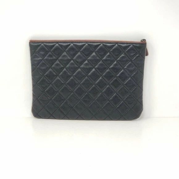 Chanel CC Caviar Leather Quilted Cosmetic / Classic Clutch Bag — photo 5