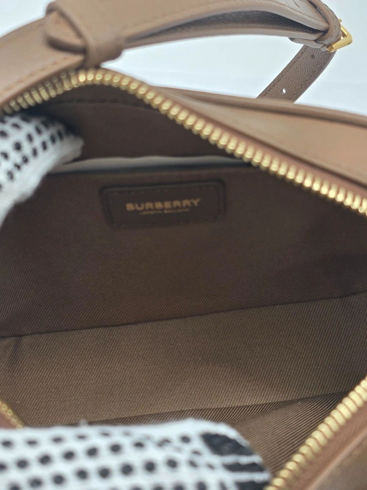 Burberry Vintage Check Brown Camera Bag NWT — photo 9