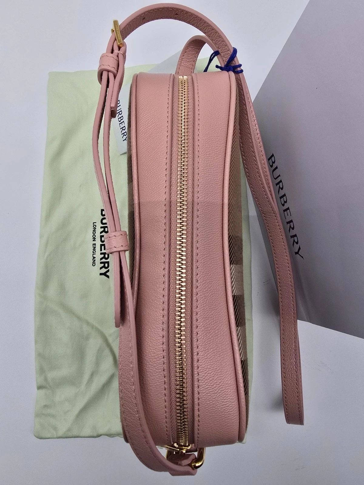 Burberry Vintage Check Pink Camera Bag NWT — photo 5