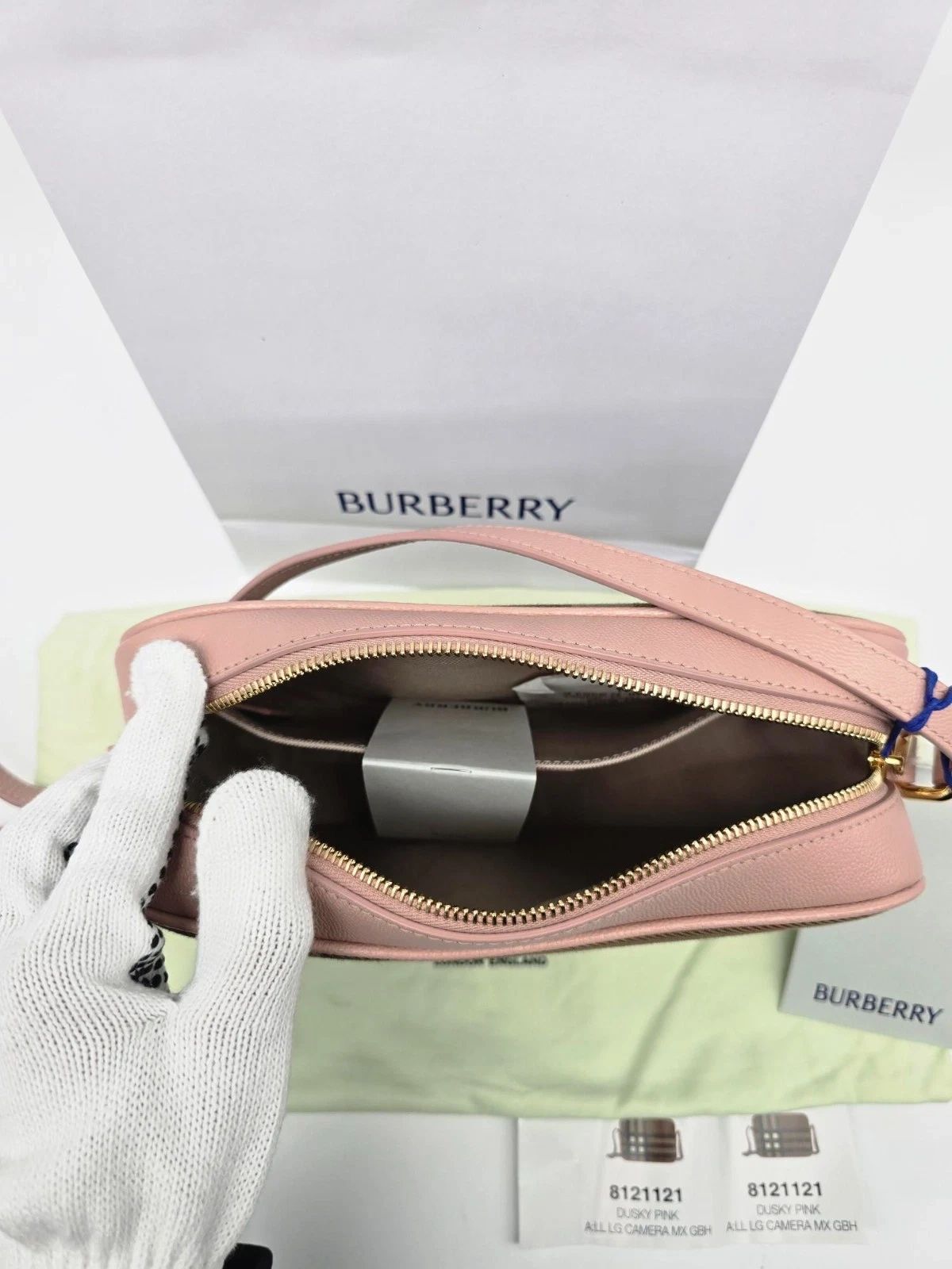 Burberry Vintage Check Pink Camera Bag NWT — photo 7