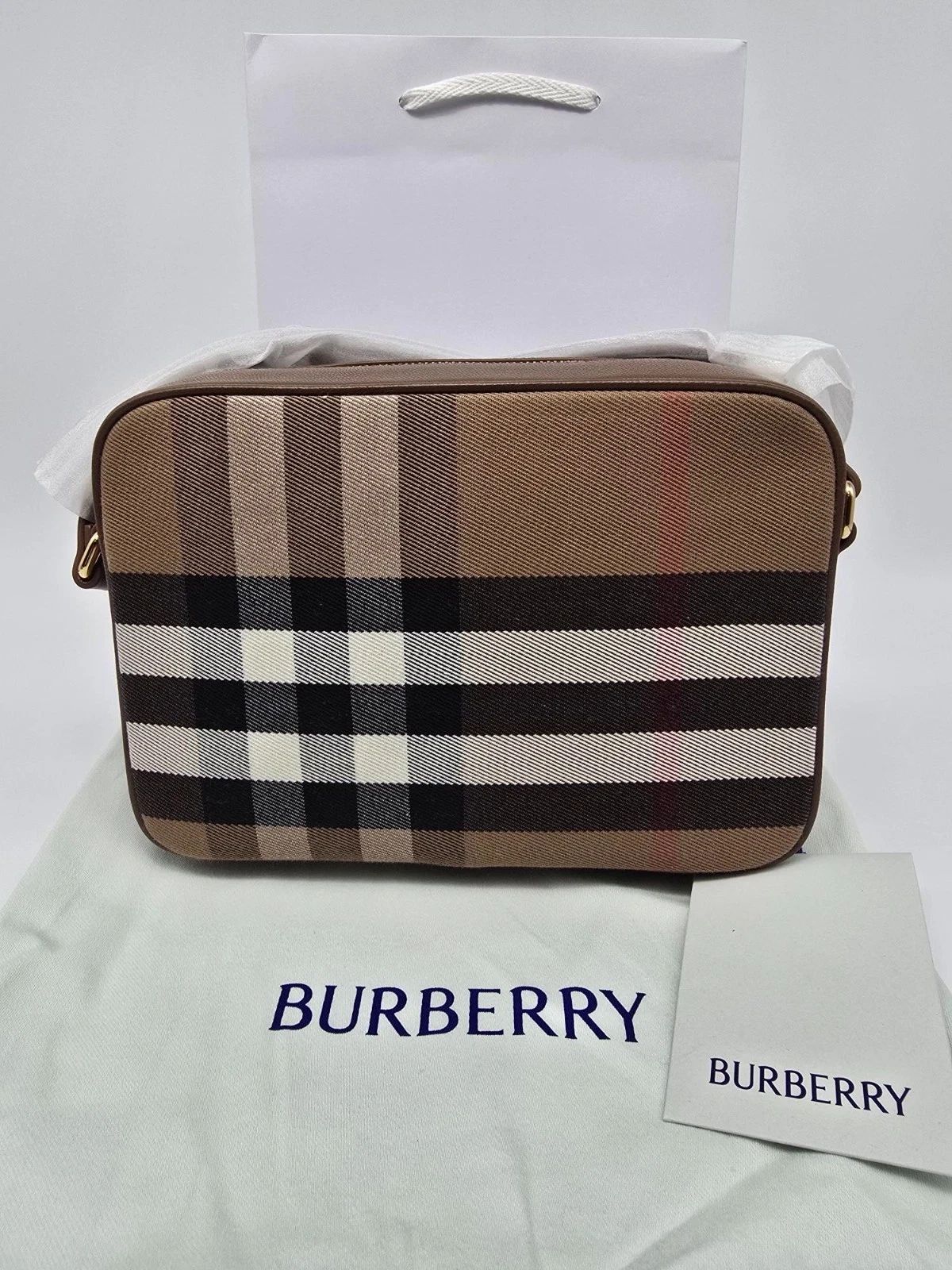 Burberry Vintage Check Camera Crossbody Bag — photo 5