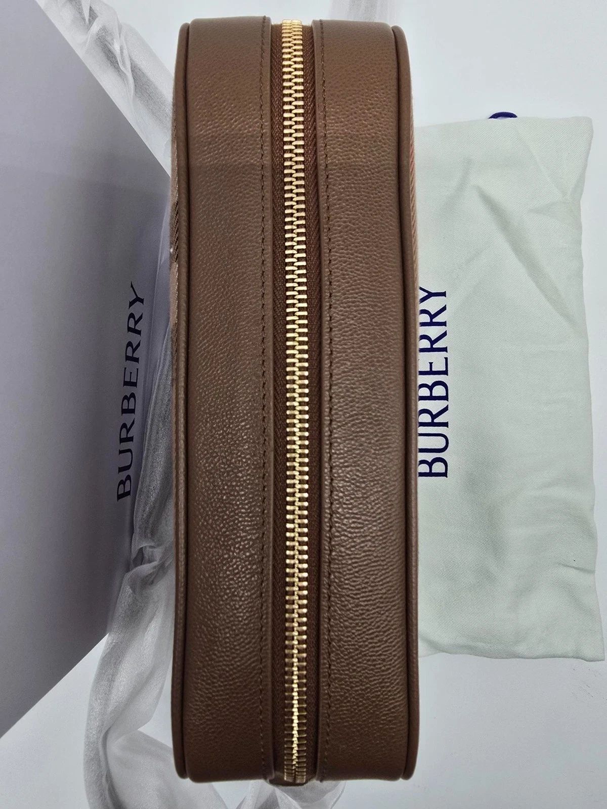 Burberry Vintage Check Camera Crossbody Bag — photo 9