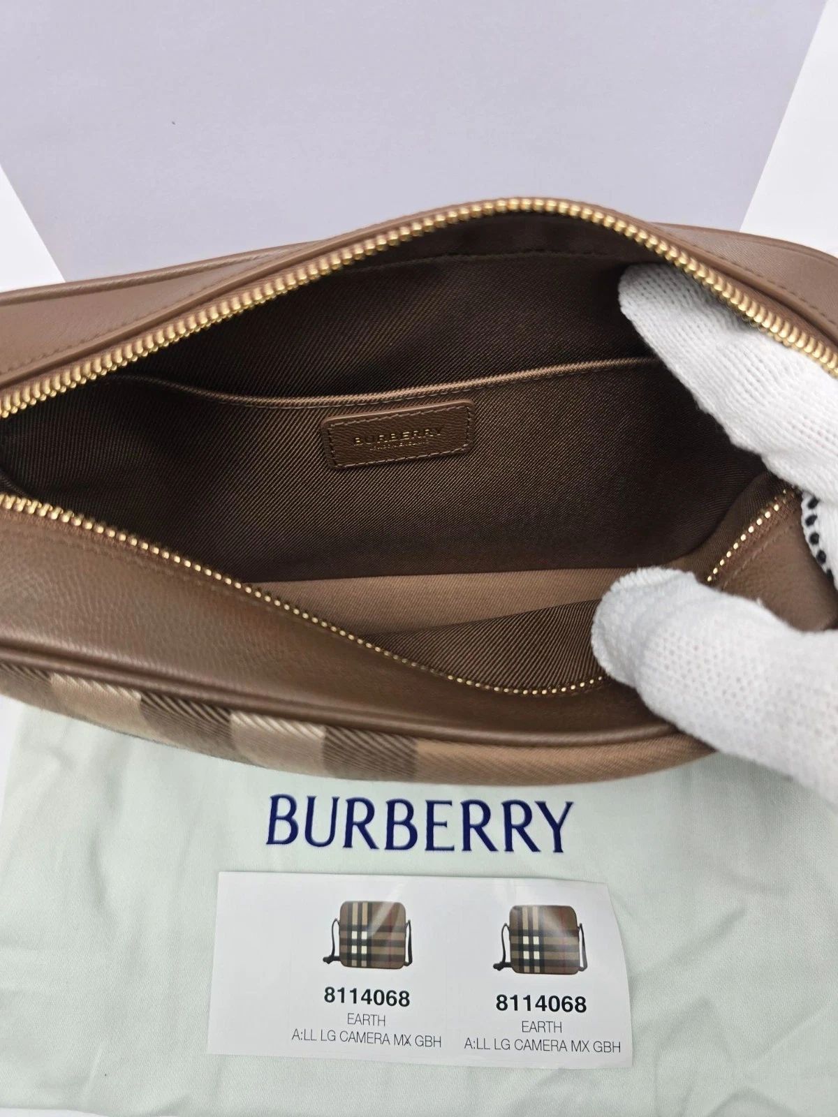 Burberry Vintage Check Camera Crossbody Bag — photo 8