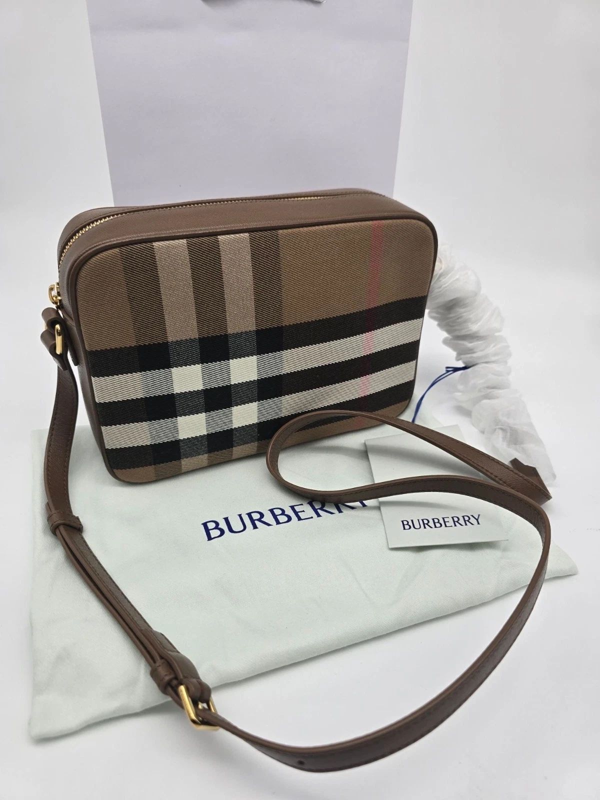 Burberry Vintage Check Camera Crossbody Bag — photo 3