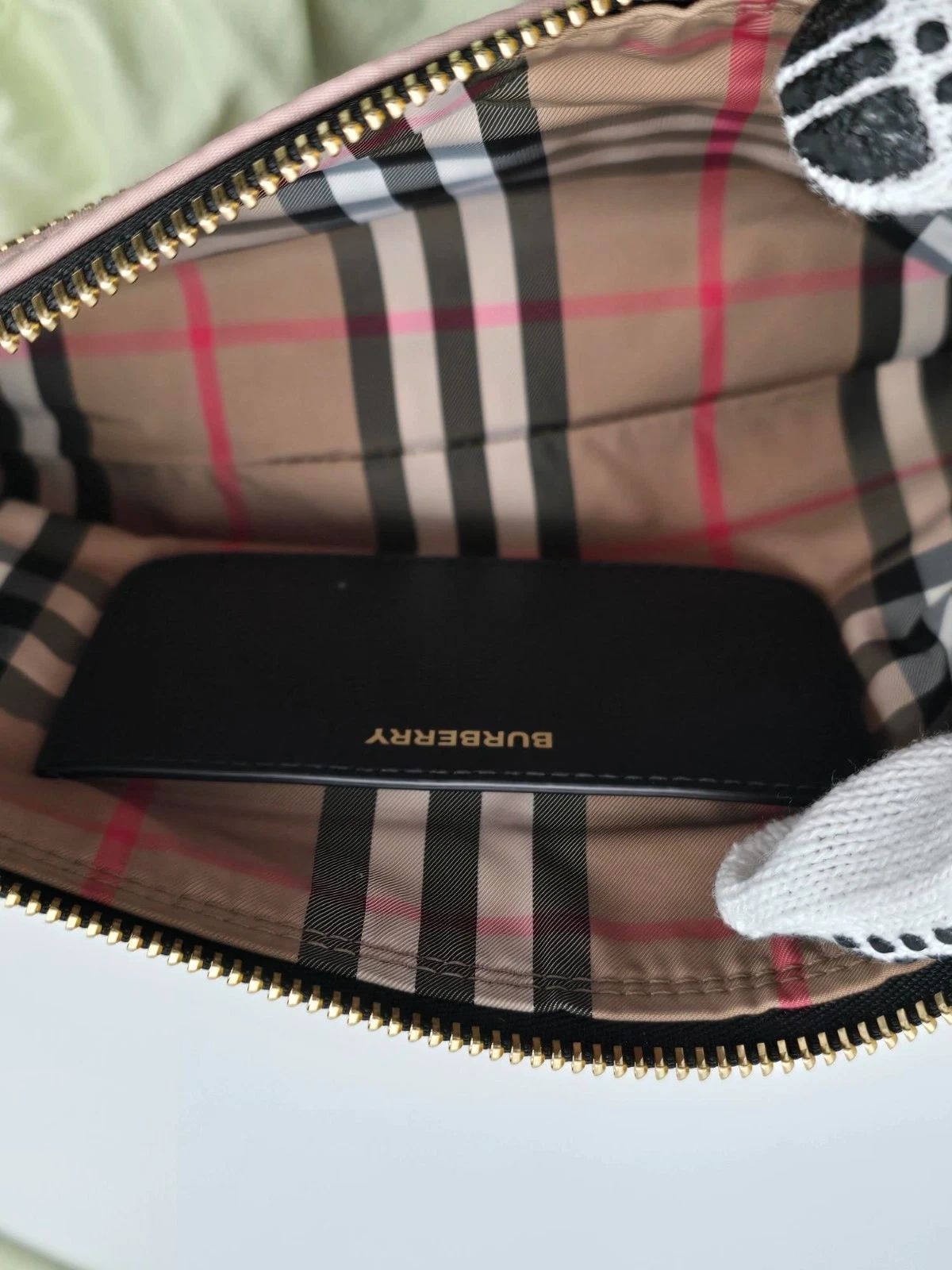 Burberry Pink Nylon Mini Pochette Bag — photo 10