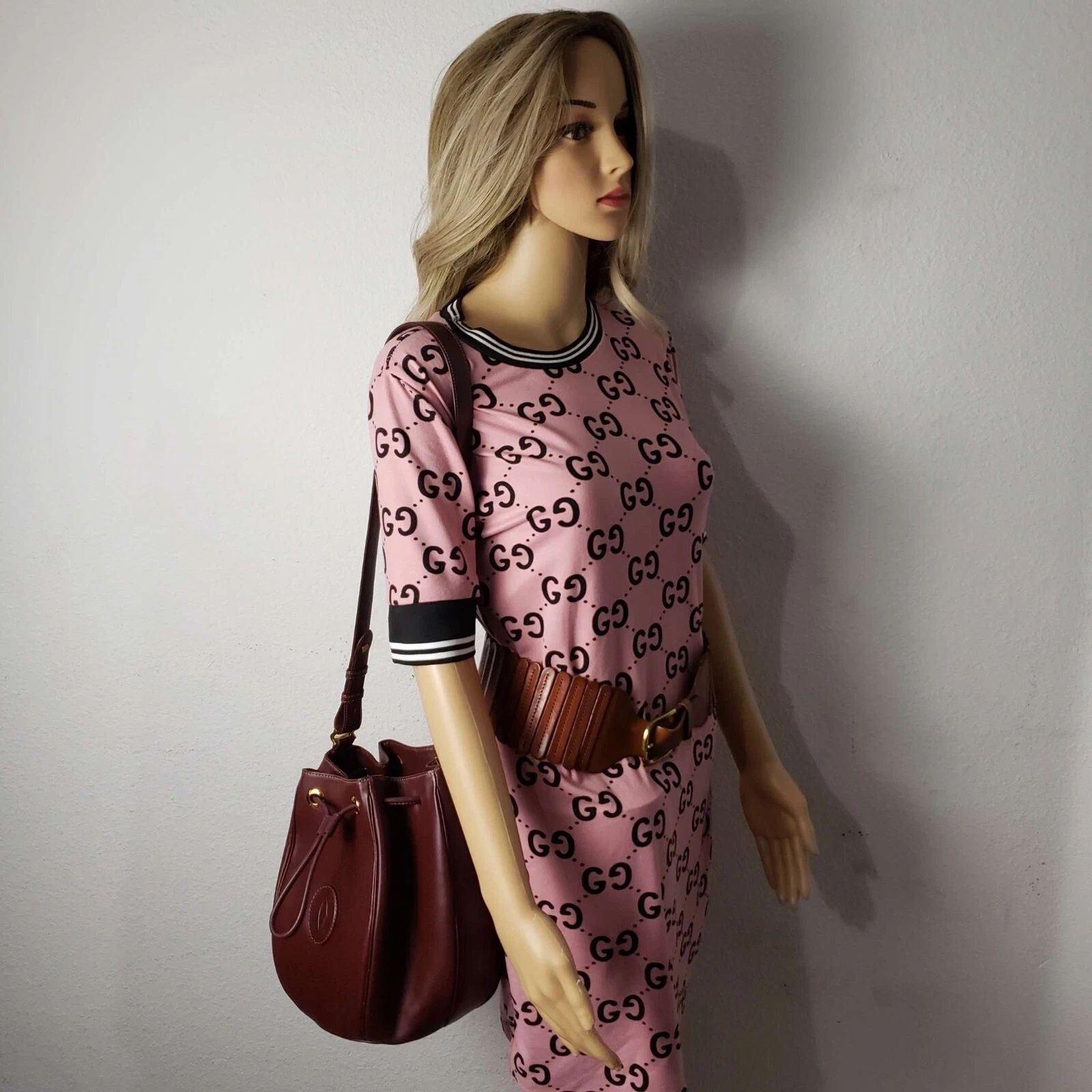 Cartier Burgundy Leather Bucket Bag Drawstring Crossbody — photo 10