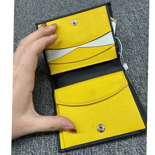 Prada Black Saffiano Leather Bifold Wallet — photo 6