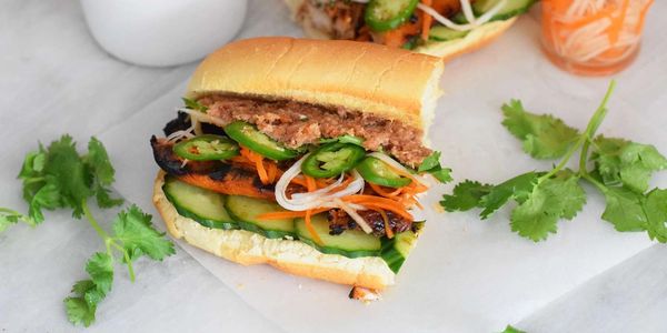 🌟 Introducing our mouthwatering, fresh bánh mì! 🌟

🥖 Craving a burst of flavors in every bite? Lo