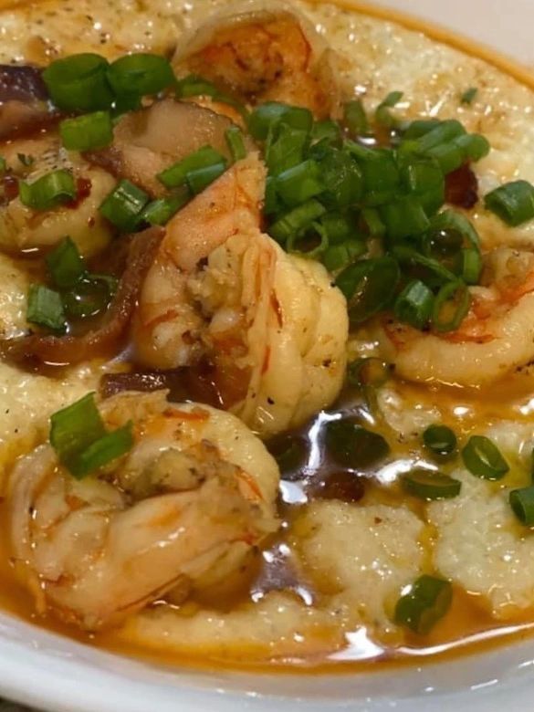 Sweet Smoked Gouda Shrimp N Grits