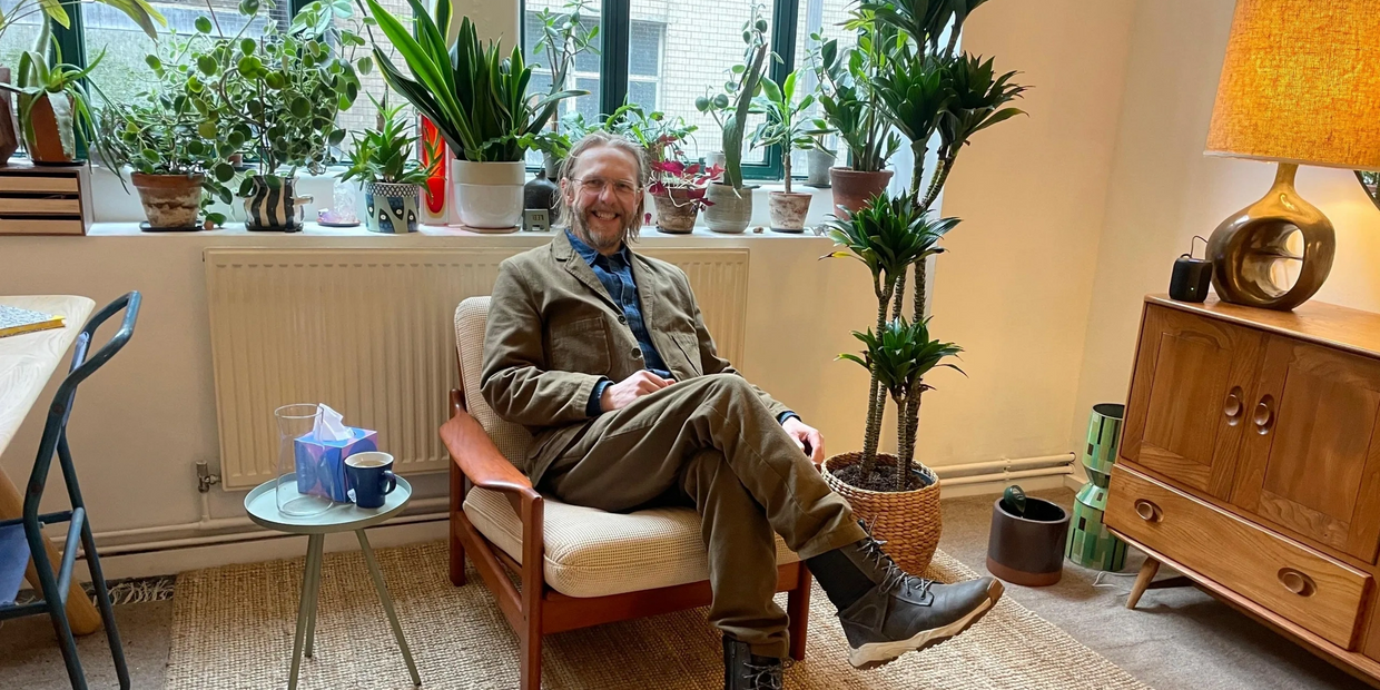 Nick in the therapy office near de beauvoir town