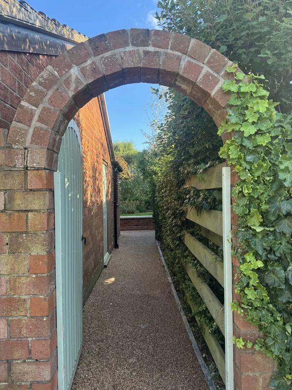 Resin path and retaining wall in Willoughby