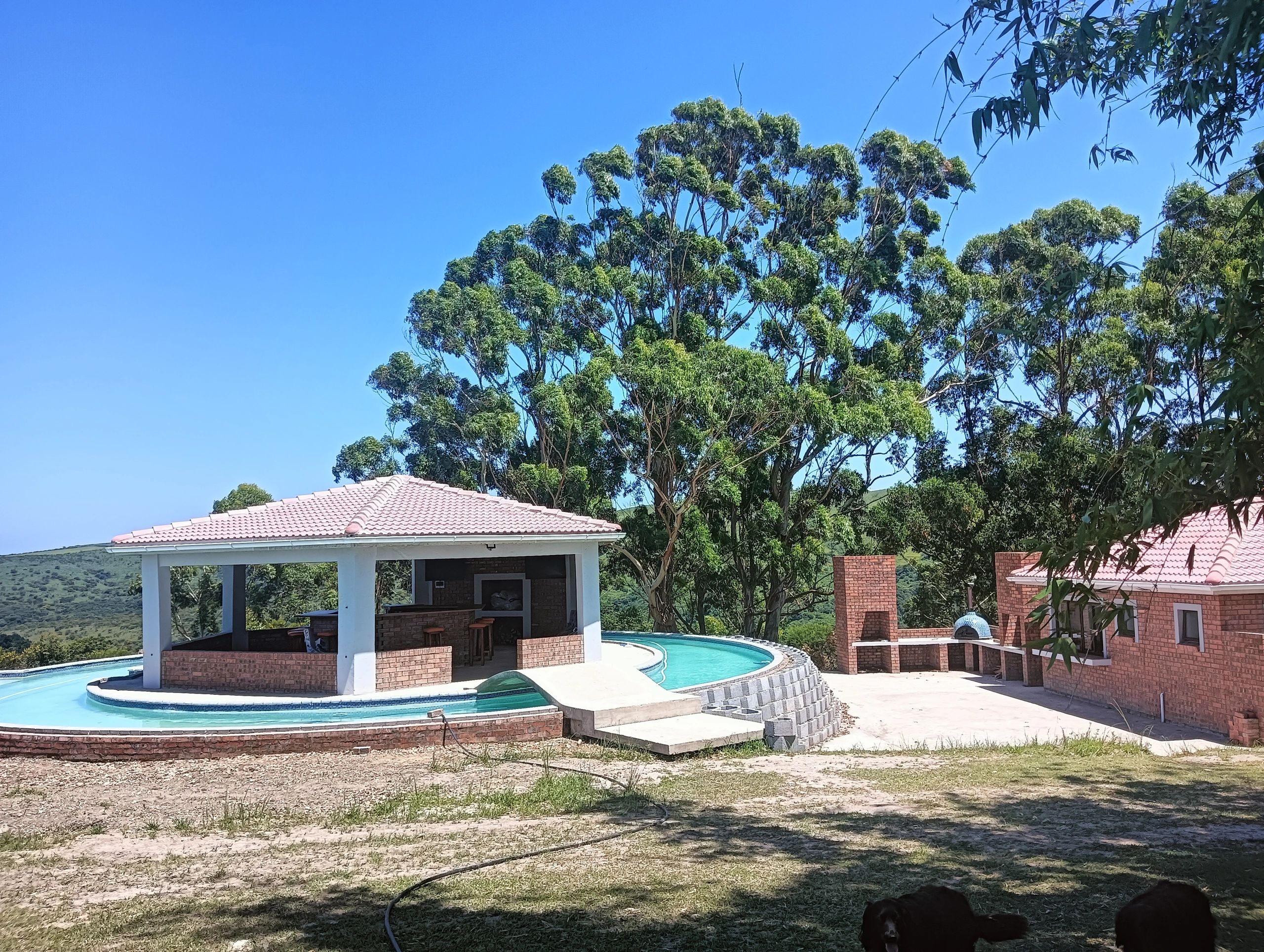 Our beautifully designed outdoor haven is where relaxation and entertainment come together. 
