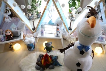 frozen theme tent sleepover