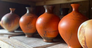 Horsehair firing with wild clay terrasigillata