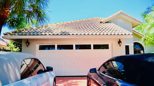 gutters, rain gutter, seamless gutter, home renovation, rain damage, storm protection, home repairs