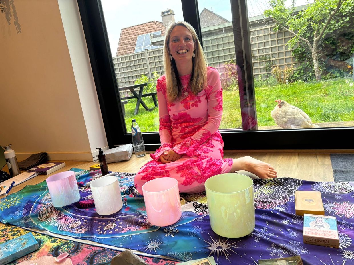 Carolien Flecijn Star Angel
Verbindend coachen
contact met overledenen
kindertolk
innerlijke kind
es