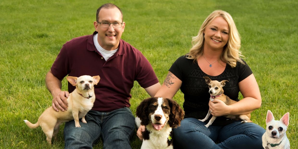 Ryan Szuch with wife and 4 dogs