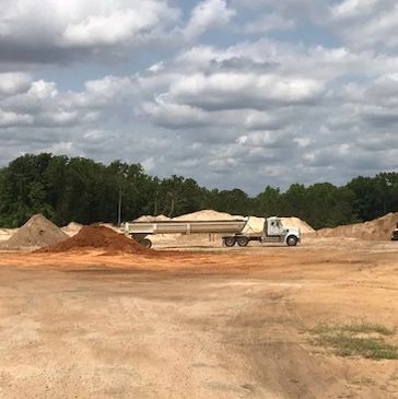 Sand loaded for company job site. Dirt Pit, Dirt supplier