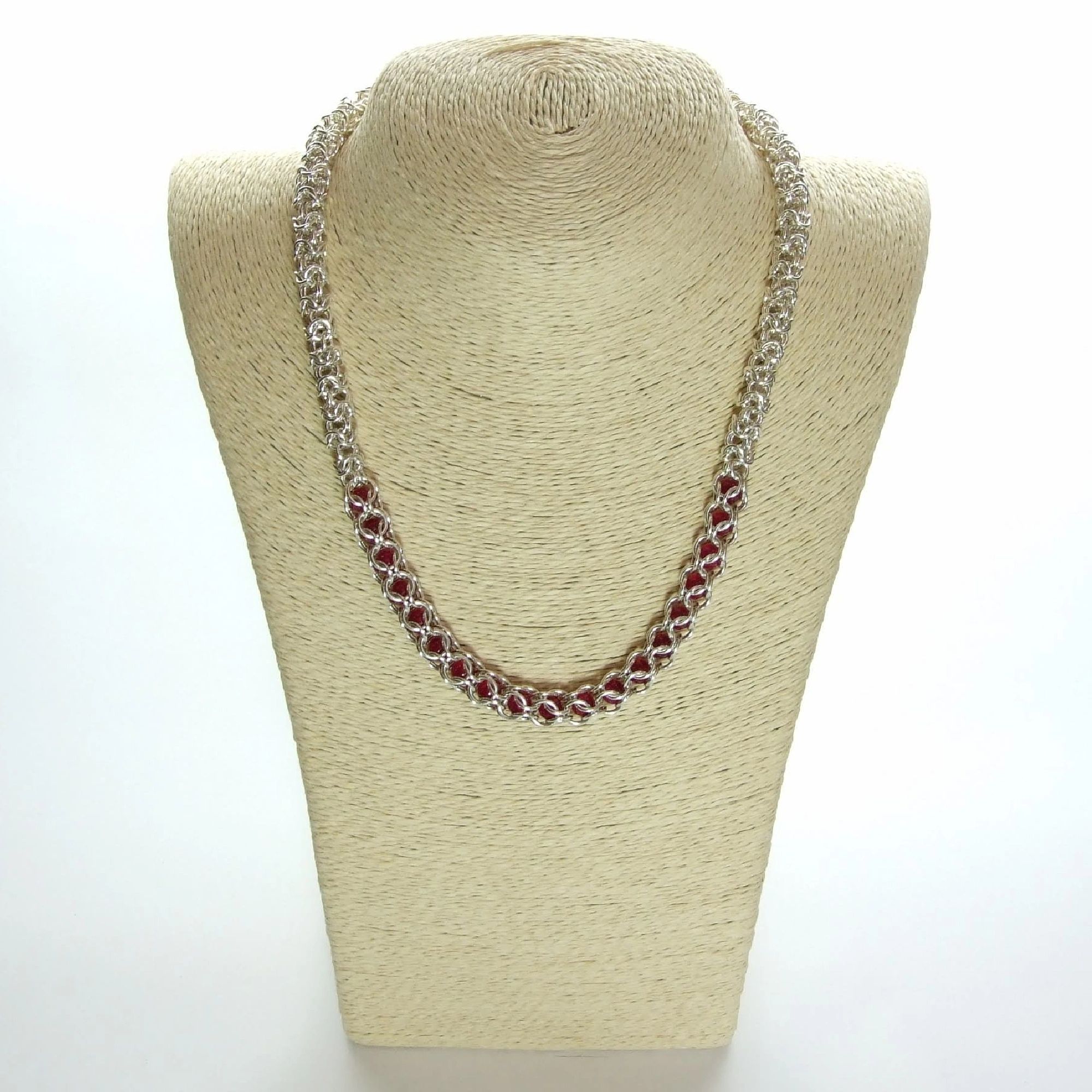 Rose Agate, Captured bead, Inverted roundmaille, Turkish roundmaille, chainmaille, necklace, toggle