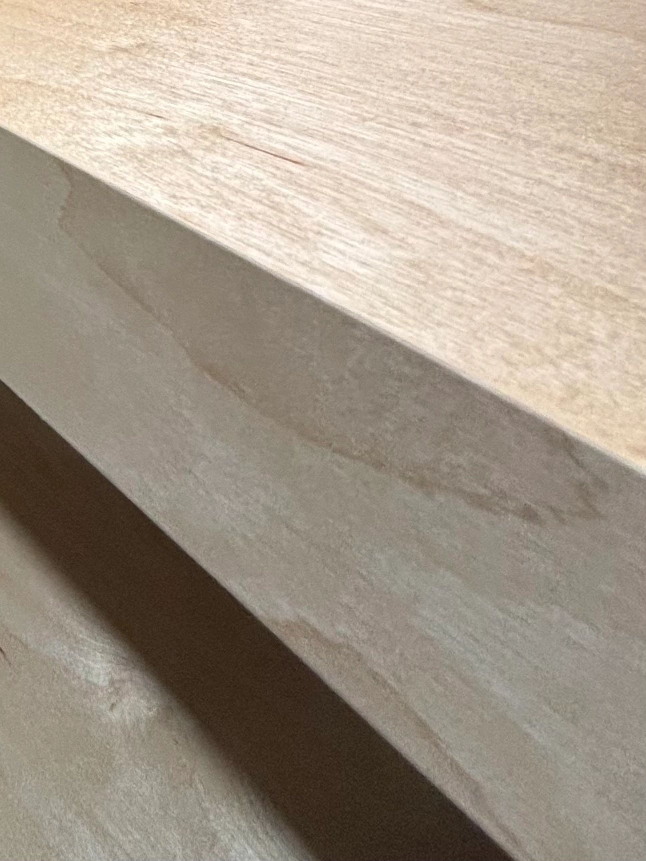 Grain match miter fold shelving