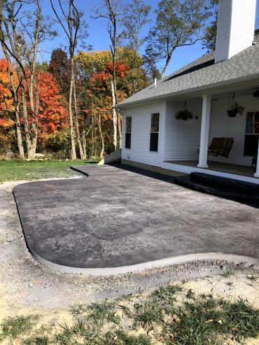 Custom decorative stamped and colored concrete patio in Galion, OH