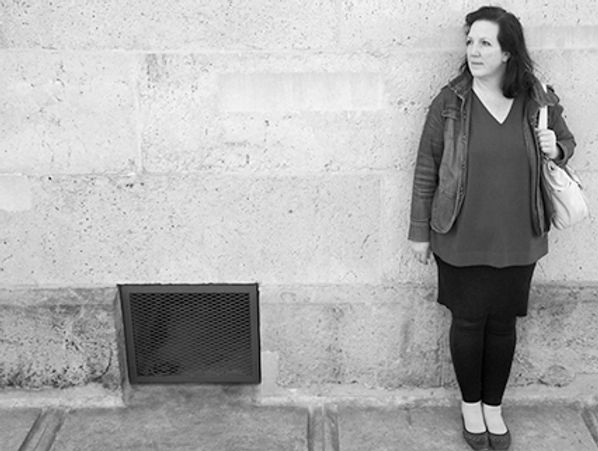 Coleen in Paris at the Arc de Triomphe.