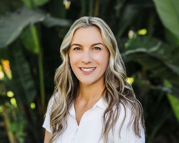 Allie Seymore, therapists and psychologists in Long Beach & Newport Beach | Provia Psychology