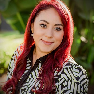 Jessica Pina, therapists and psychologists in Long Beach & Newport Beach | Provia Psycholog