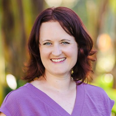 Molly Schroeder, AMFT | Provia Psychology