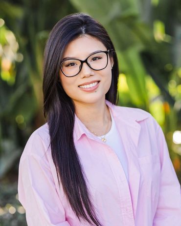 Tong Li, therapists and psychologists in Long Beach & Newport Beach | Provia Psychology