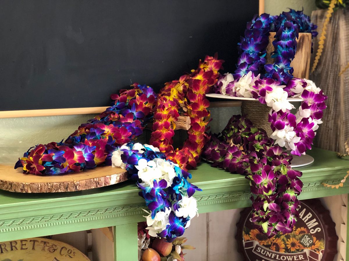 4 Flower Graduation Lei - #01 — S & V Collections