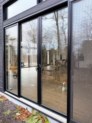 sliding door cleaning