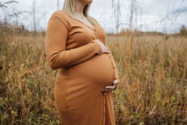 autumn maternity photo