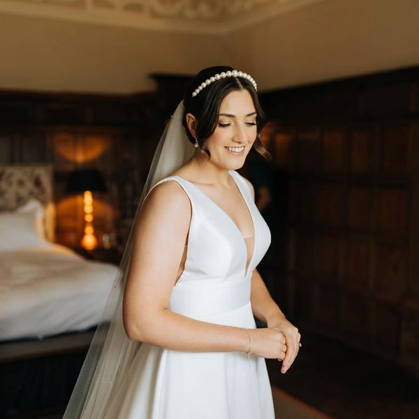 Natural timeless elegant bridal wedding makeup