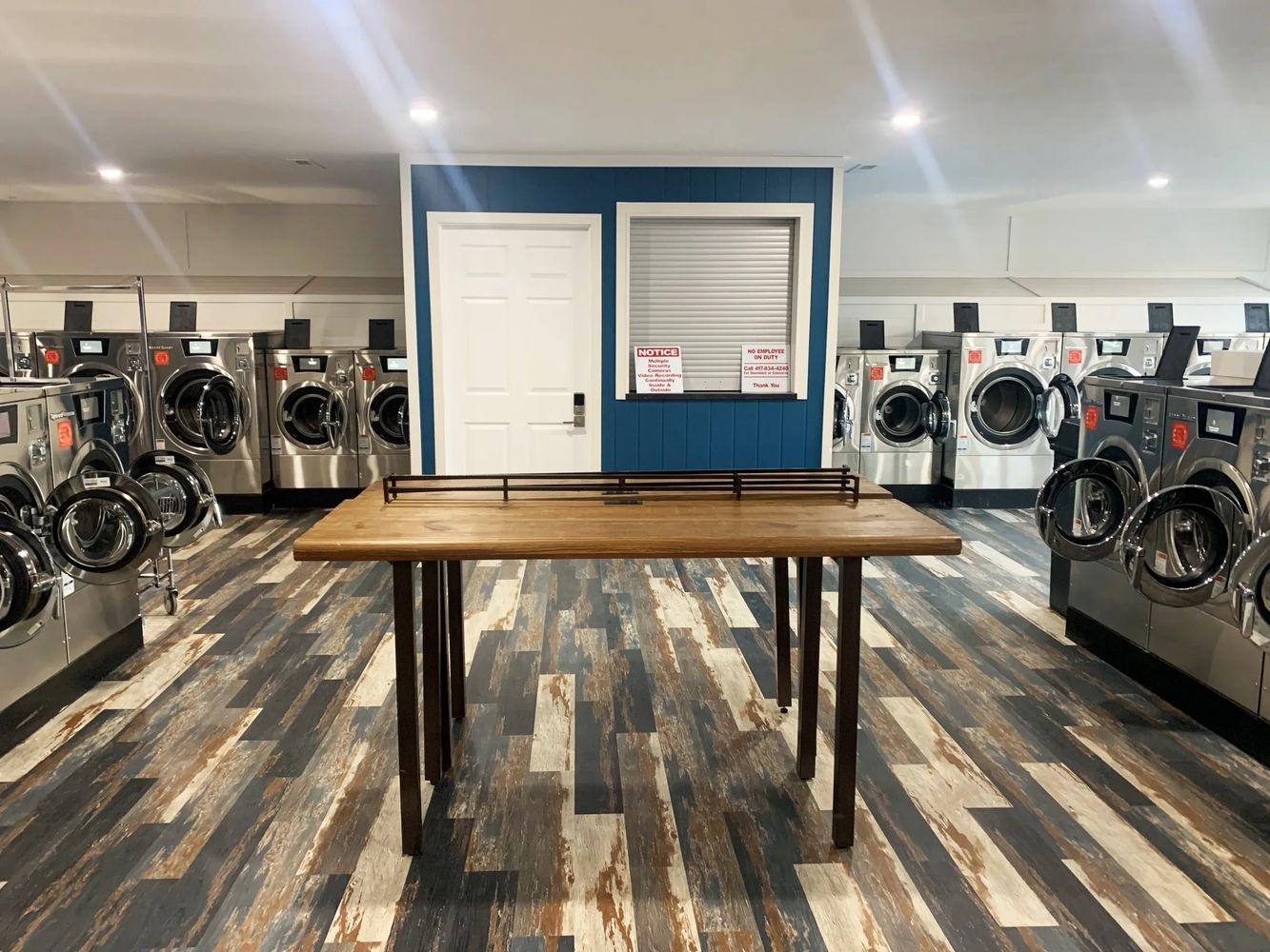 Spinners Laundromat Coin Laundry Ozark, Missouri