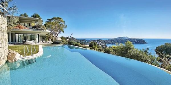 Your dream property on the French Riviera exists and it is possible to purchase it!