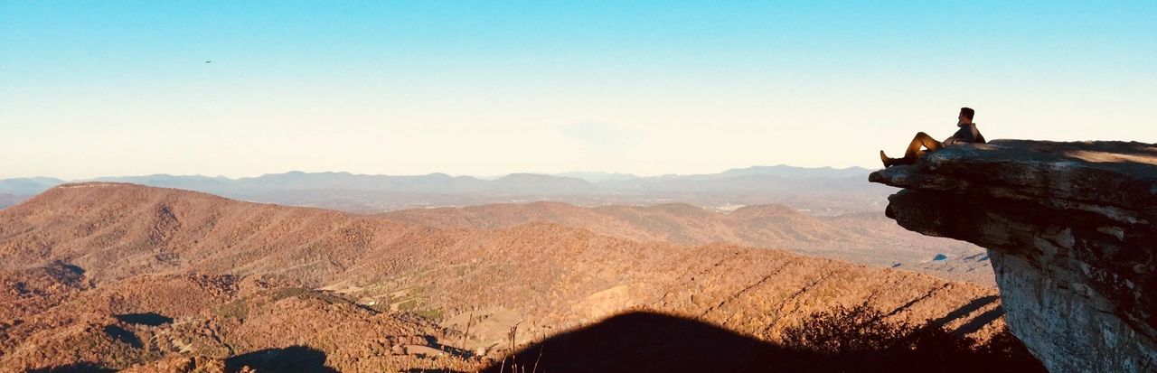 McAfee Knob to the right, Tinker Cliffs to the far left