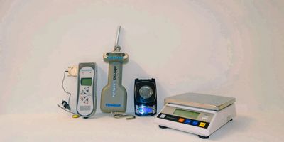 Variety of weight & force tools including scales, force gauges, load cells and spring balances 